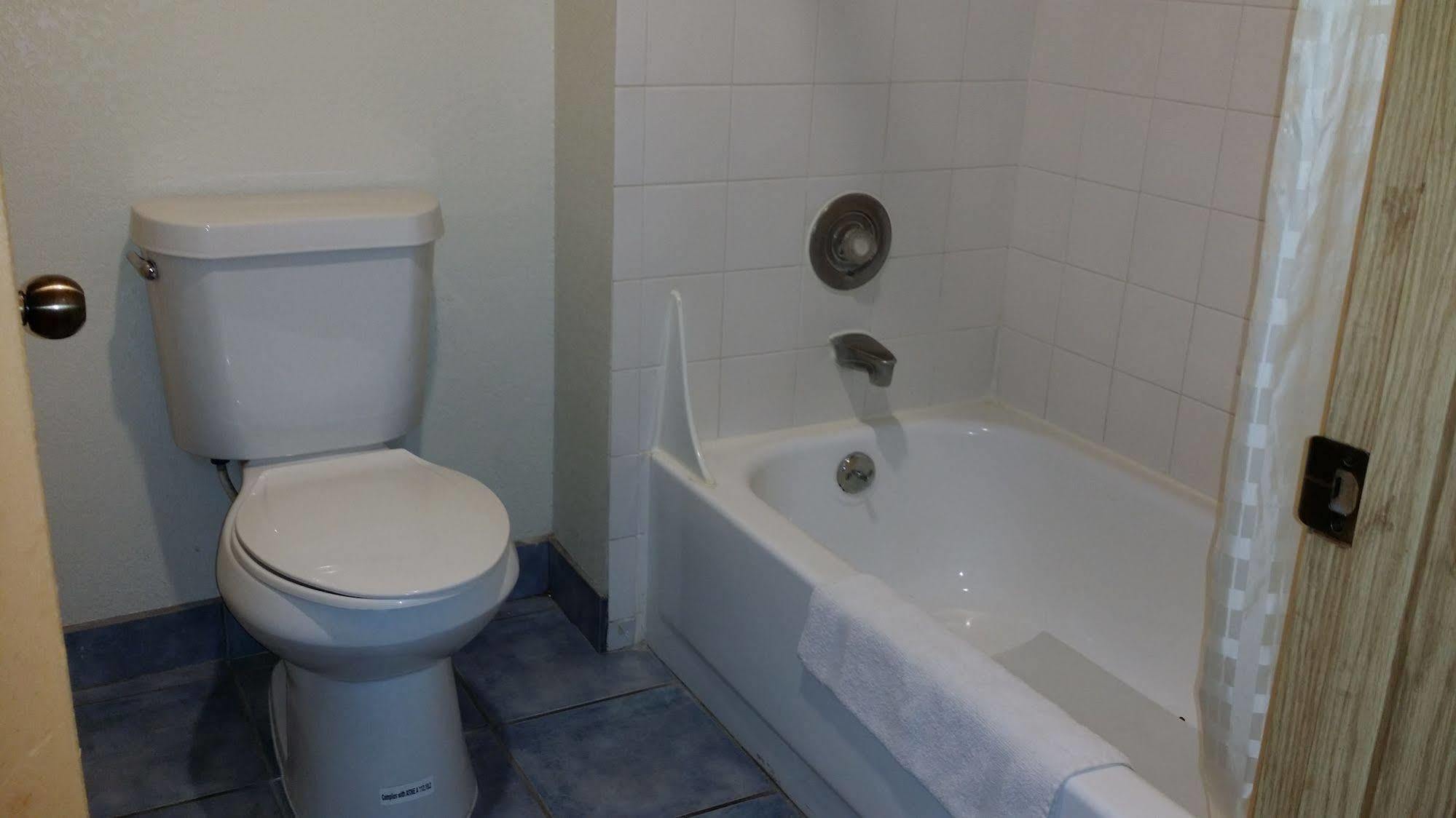 Budget Inn Corcoran Dış mekan fotoğraf